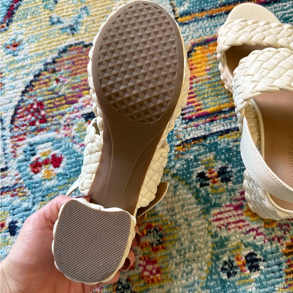 Aerosoles Camera Women’s White Sandals - Picture 8 of 12